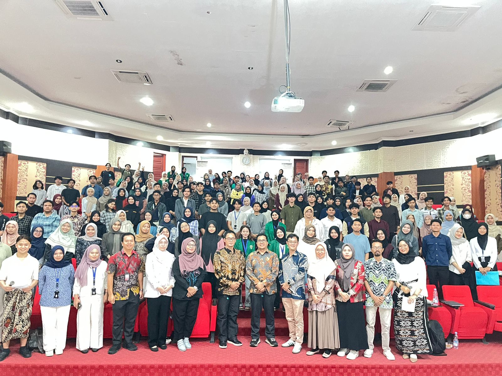 Talk Show Indonesian AID: Navigasi Kepentingan Indonesia di Kancah Geopolitik Pembangunan Internasional