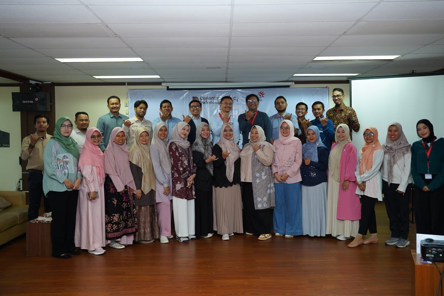 Dosen Departemen HI FISIP UNAND Menjadi Mentor pada Training of Trainers BISA PANDAI Rural Youth AI Facilitator – Sumatera Chapter 🤖🌏